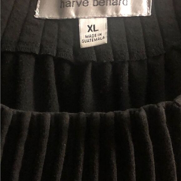 Harve Benard Women’s XL Pullover Blouse Square Neck Flutter Cap Sleeves Black - Picture 2 of 4